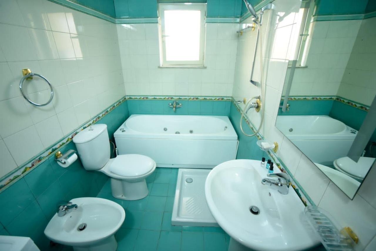 Amli Apartament Apartment ติรานา ภายนอก รูปภาพ